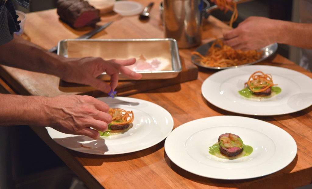 Prep-Smoked Angus Beef Tenerloin-Caramelized Onion Tarte-Confit Peral Onions-Crispy Onions Rings-DSC_6345